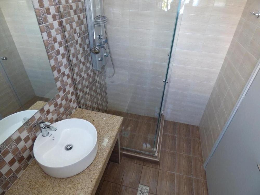 איפסוס Paradiso Apartments מראה חיצוני תמונה