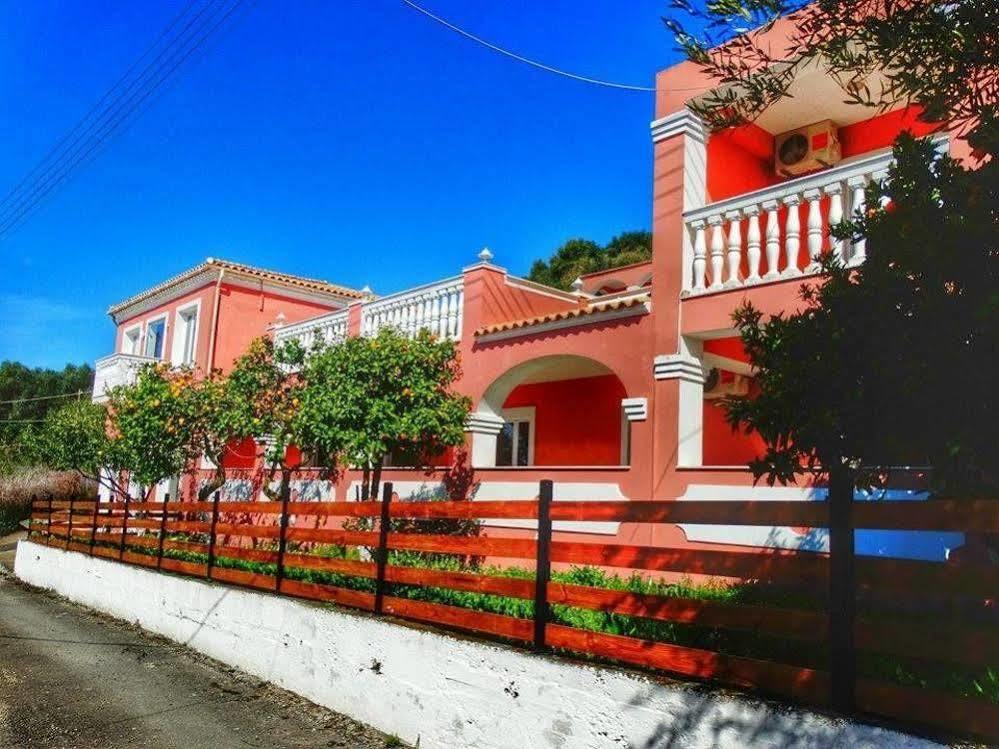 איפסוס Paradiso Apartments מראה חיצוני תמונה